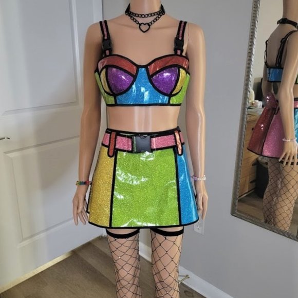 Club Exx Tops - Club Exx Glitter Rainbow Runner Rave Set (EUC) w/ Accessories